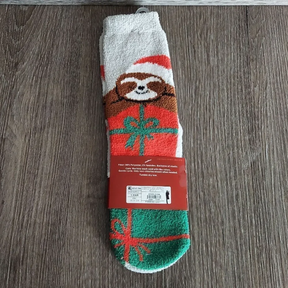 Wondershop Women's Super Soft Sloth Cozy Crew Socks 4-10 Shoe Size
